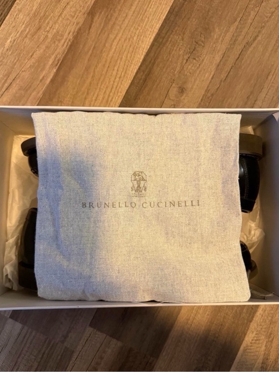 Brunello Cucinelli Shoes - Brunello Cucinelli Black Leather Flats & Loafers